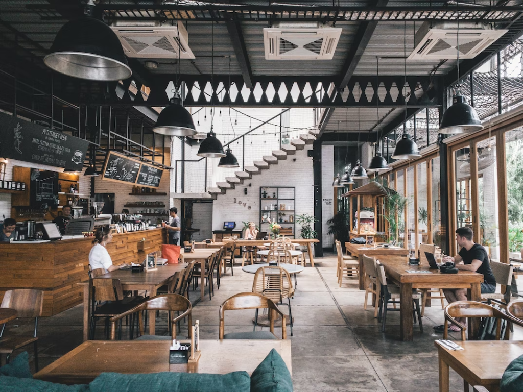 Vibrant food and beverage options near Mount Austin apartments.
